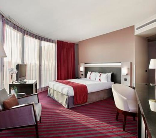 Holiday Inn Paris - Porte De Clichy, an IHG Hotel