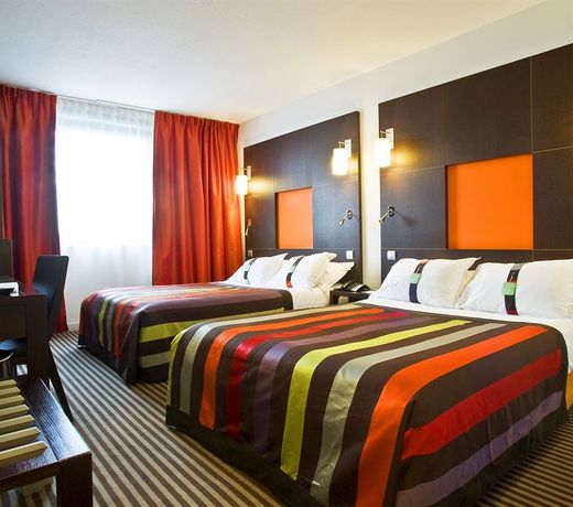 Holiday Inn Dijon Toison D'or, an IHG Hotel