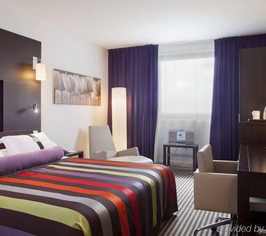 Holiday Inn Dijon Toison D'or, an IHG Hotel
