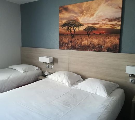 Atoll Hotel restaurant