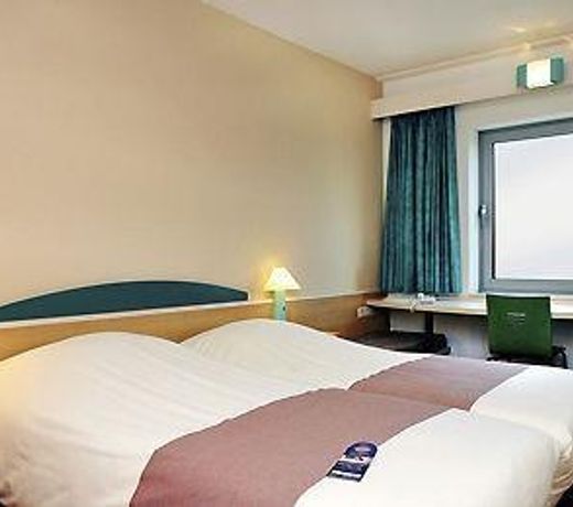 ibis Levallois Perret