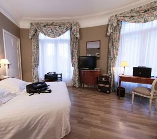 Hotel Carlton