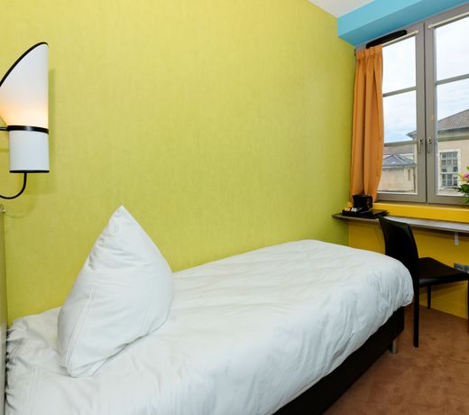 Republik Hotel