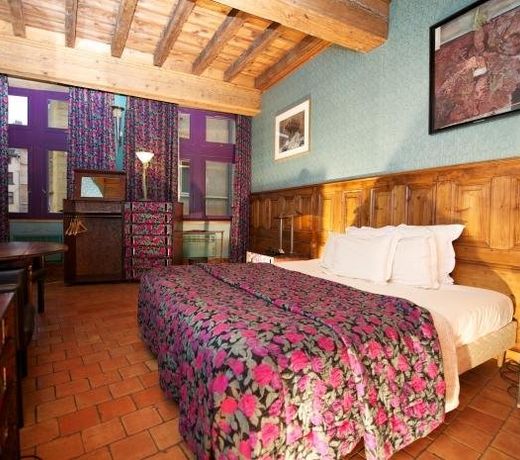 MiHotel La Tour Rose