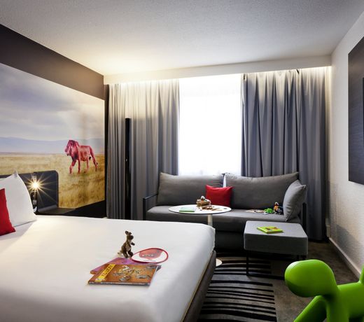 Novotel Lyon Gerland Musee des Confluences