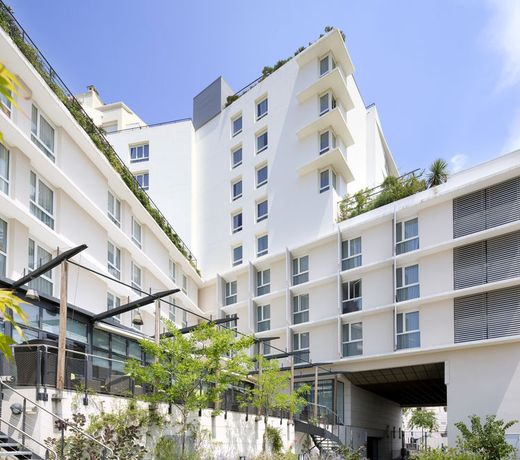 Holiday Inn Express Marseille Saint Charles, an IHG Hotel