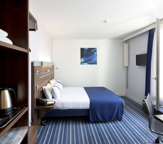 Holiday Inn Express Marseille Saint Charles, an IHG Hotel