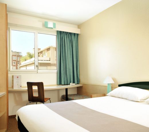 B&B HOTEL Marseille Prado Parc des Expositions
