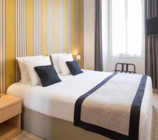 Ajoupa Aparthotel AMMI Massena