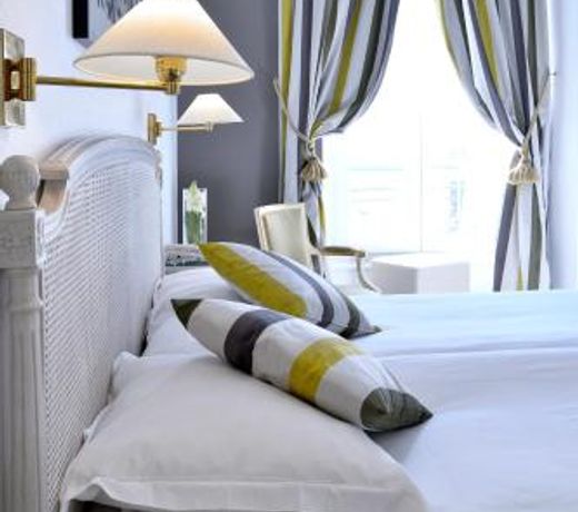 HÃ´tel Apollinaire Nice