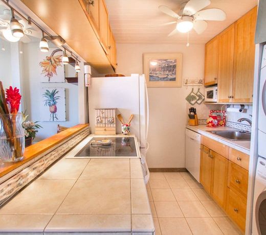 Pacific Shores B102 by RedAwning