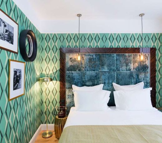 The Jay Hotel by HappyCulture