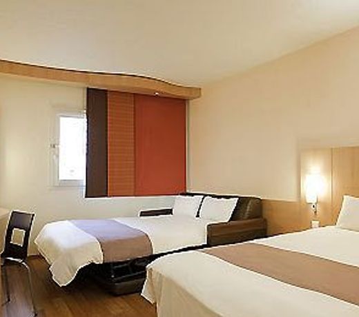ibis Paris Pantin Eglise