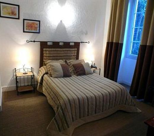 The Originals Boutique, Villa Montpensier, Pau (Inter-Hotel)