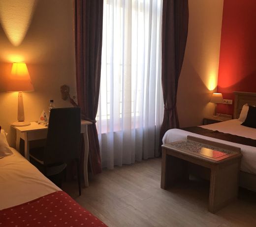 Brit Hotel Aux Sacres Reims Centre
