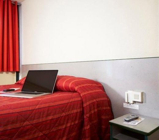 The Originals Access, HÃ´tel Recouvrance Saintes Ouest (P'tit Dej-Hotel)