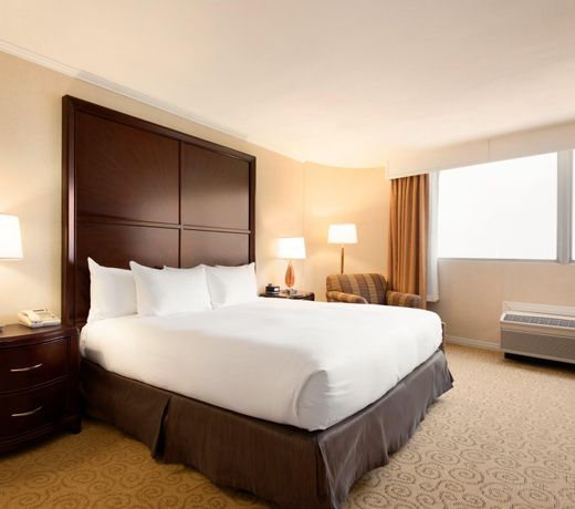 Hilton Chicago/Oak Lawn