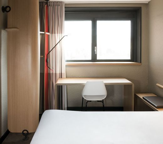 ibis Valence Sud
