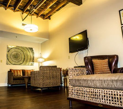 Jackson Park Inn