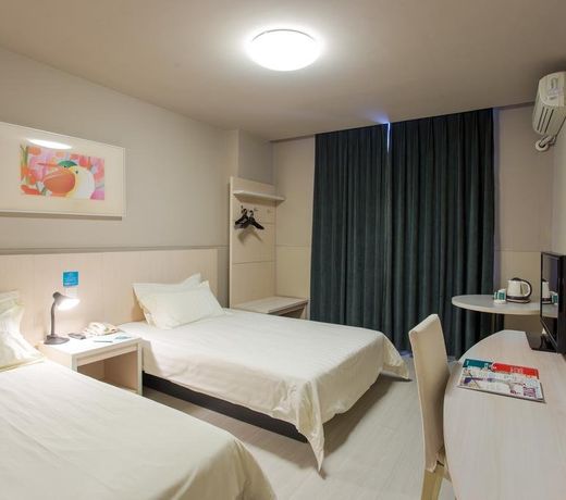 Jinjiang Inn Weifang Dongfeng West Street Shihu Park
