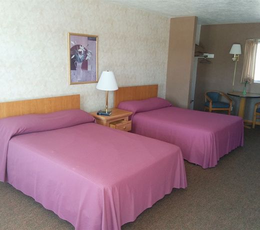Pink Champagne Motel