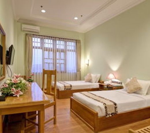 Jade Royal Hotel