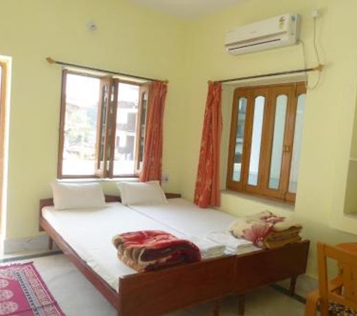Rahul Guest House