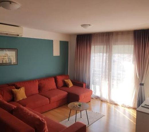 Cozy Two-Bedroom Apartment