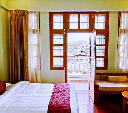 Hotel Dingar