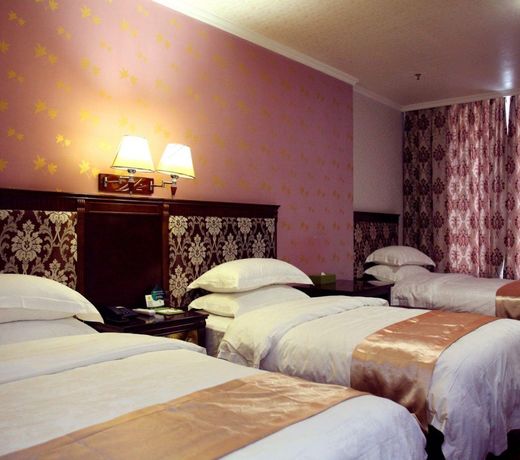 Sunny Hotel