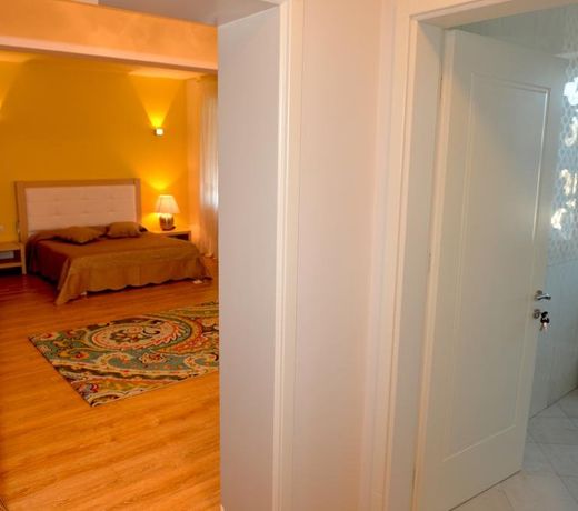 Grand White City Hotel