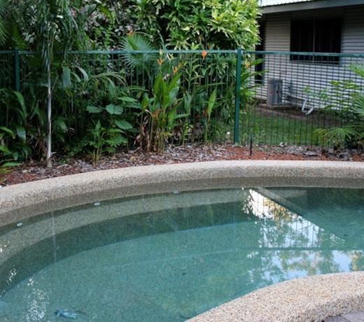 SHORTSTAYS BUSH ESCAPES
