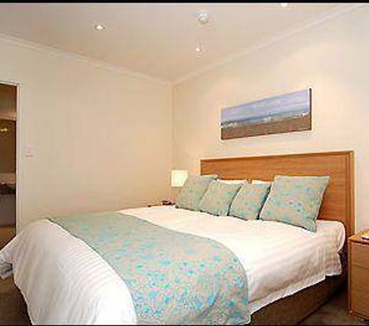 Lady Bay Hotel