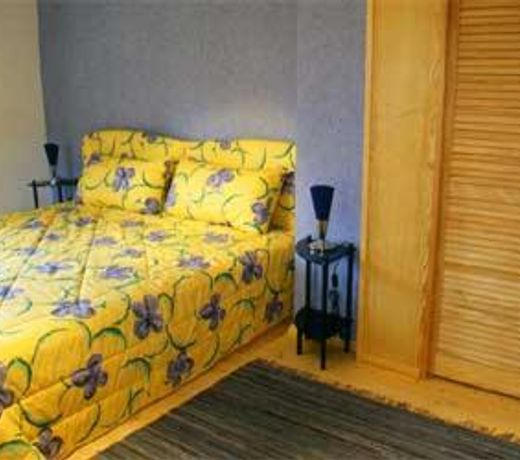 Carina Apartments