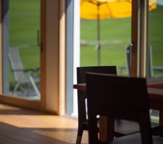 BERGSONNE GOLF  & VITALCHALETS