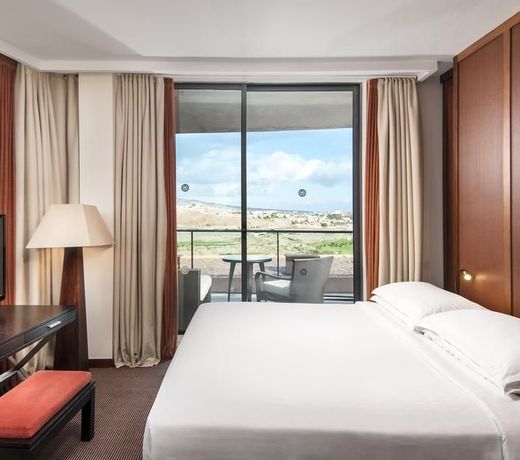 Salobre Hotel Resort & Serenity