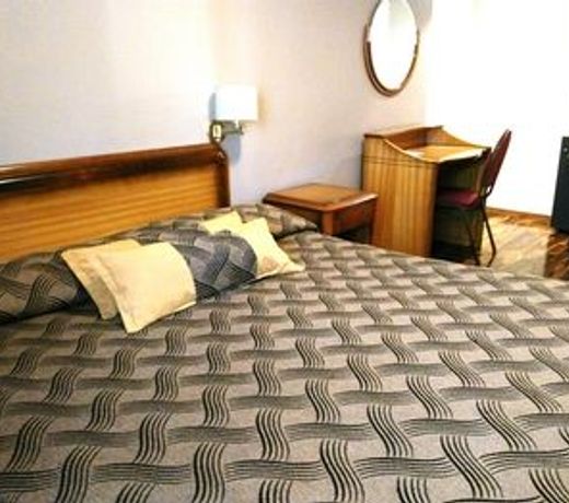 Tritone Hotel