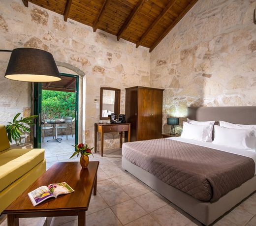 Happy Cretan Suites
