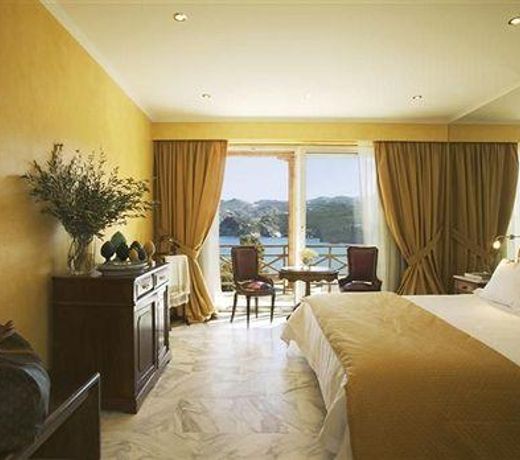 Sofitel Capsis Palace