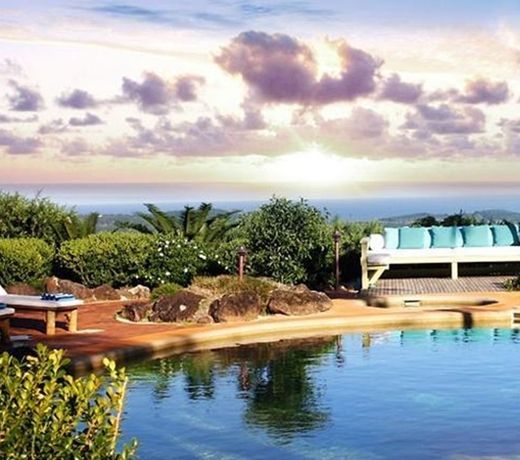 Four Winds Villas