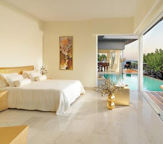 Out Of The Blue Resort & Spa