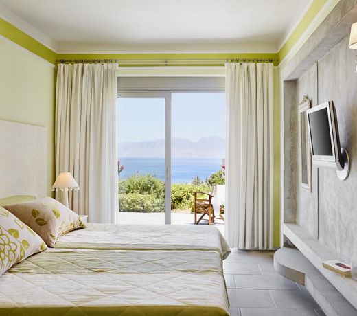 Pleiades Luxurious Villas