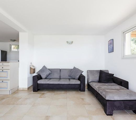 SQUAREBREAK   GRANDE SUR LES HAUTEURS DE CAMPOMORO