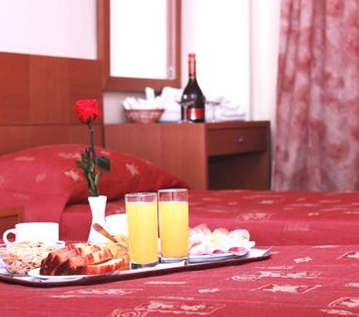 Aristoteles Hotel