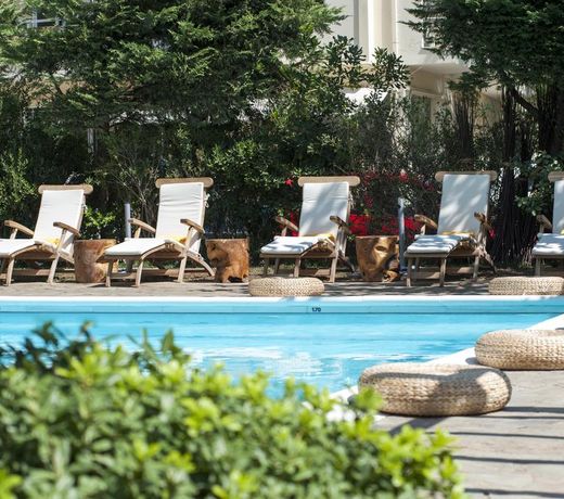 Sea View Hotel