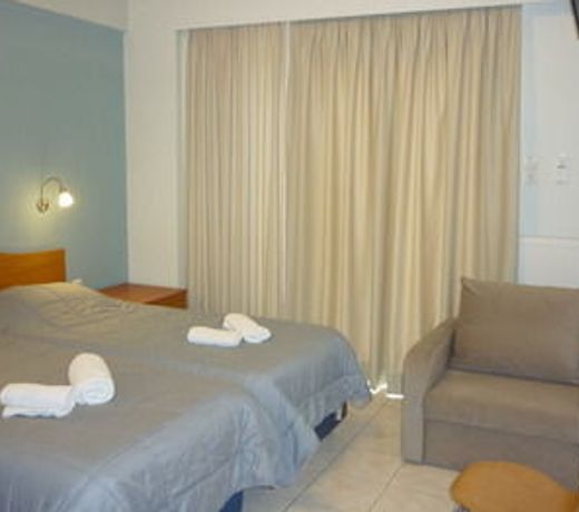 Diros Hotel