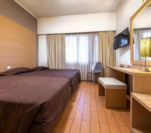 Parnon Hotel