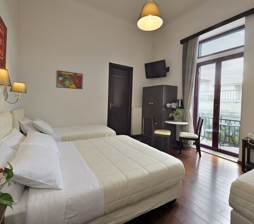 Dryades & Orion Hotel