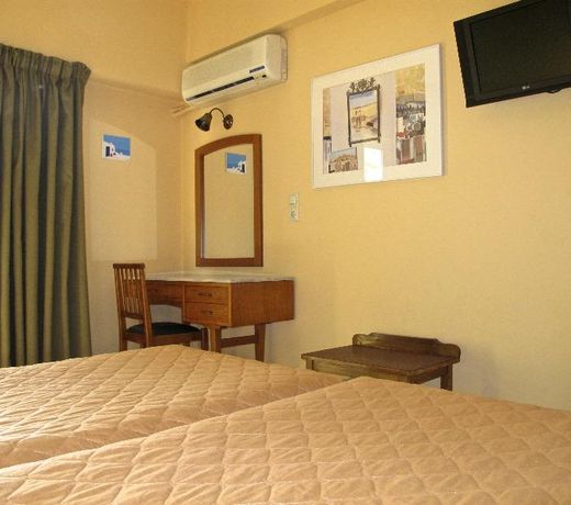 Evripides Hotel