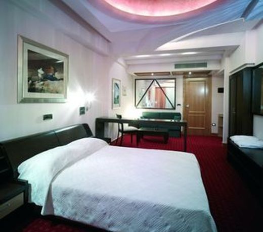 Centrotel Hotel
